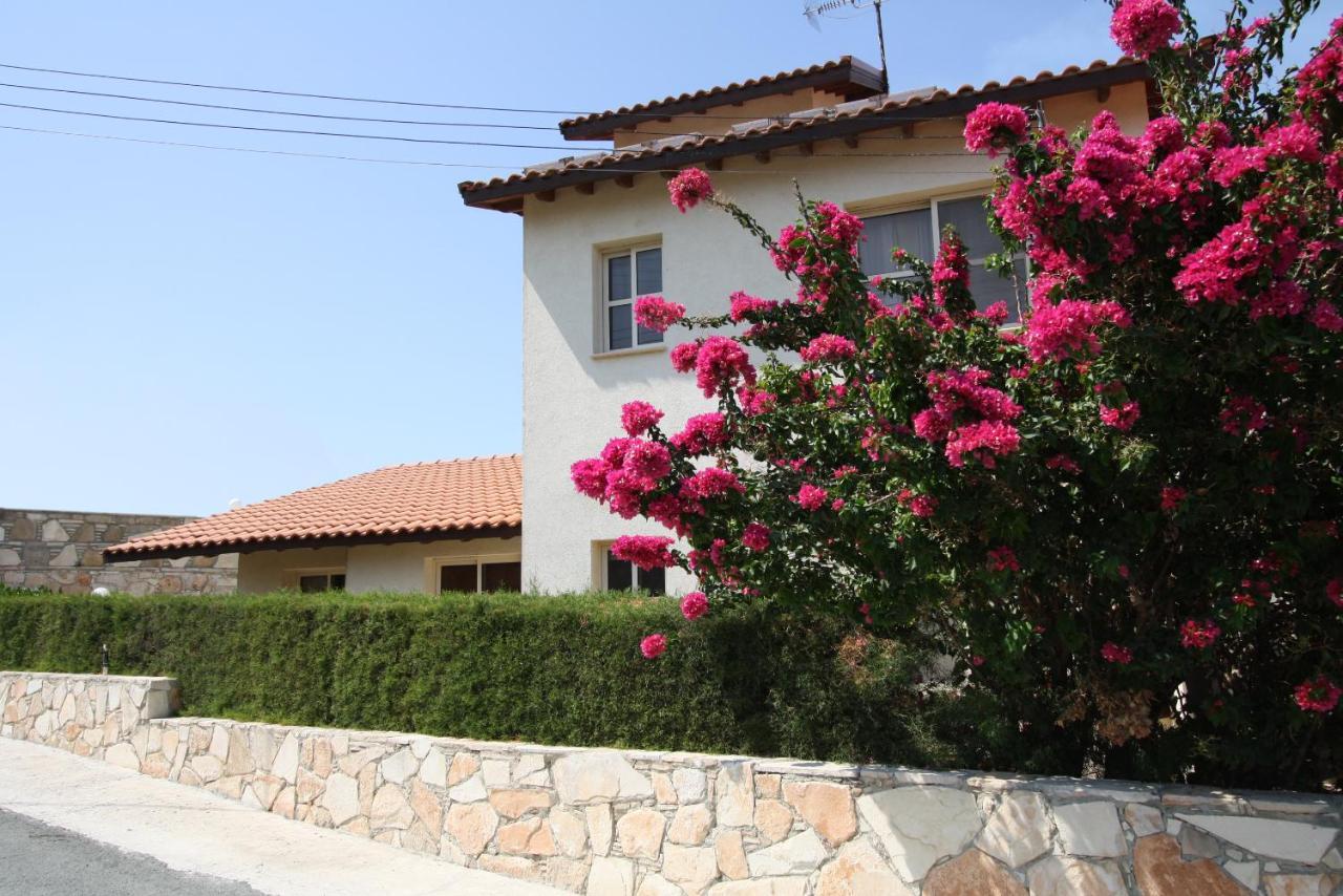 Amoroza Villa ปิสซูรี ภายนอก รูปภาพ